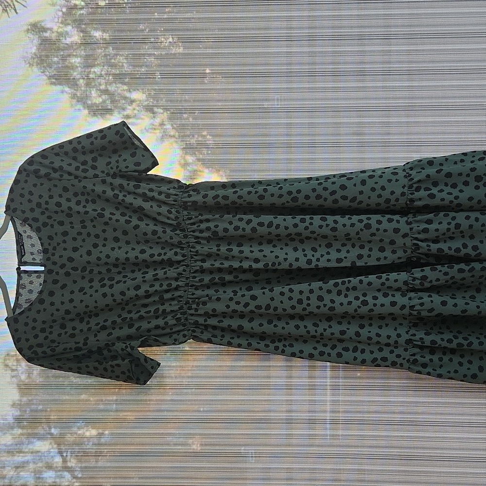 SHEIN Ruffled Green and Black Midi Dress